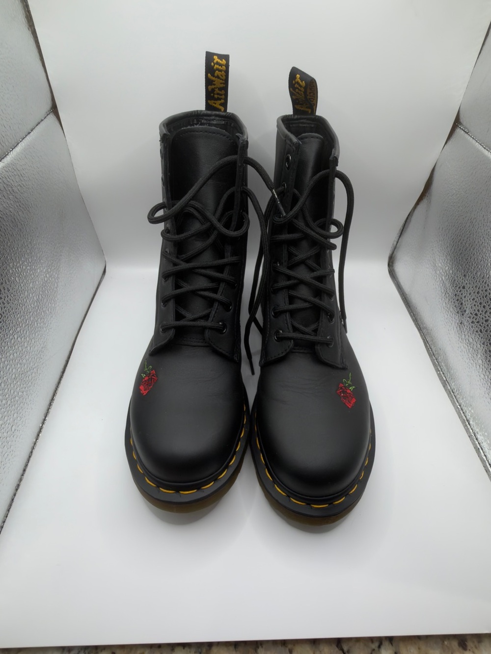 Dr. Martens 1460 Vonda Rose Embroidered Leather Boots Black – Women’s Size 9 - Picture 3 of 6